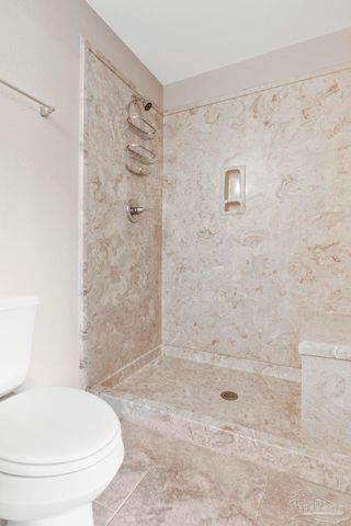 6069 Oglesbey Rd, Milton, FL 32570