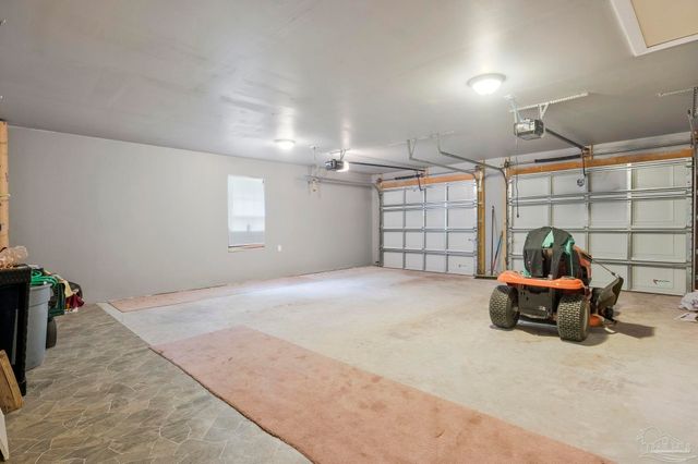 6069 Oglesbey Rd, Milton, FL 32570