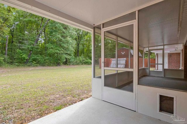 6069 Oglesbey Rd, Milton, FL 32570
