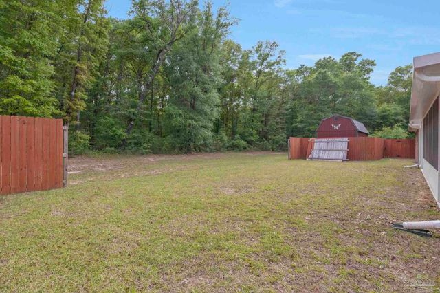 6069 Oglesbey Rd, Milton, FL 32570