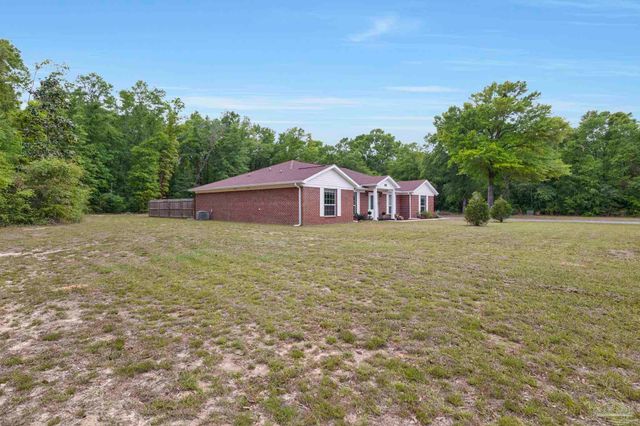 6069 Oglesbey Rd, Milton, FL 32570