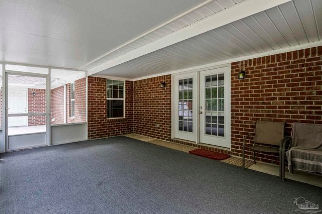 6069 Oglesbey Rd, Milton, FL 32570