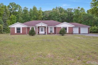 6069 Oglesbey Rd, Milton, FL 32570