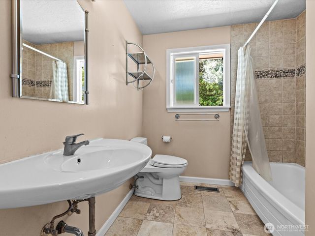 10610 NE 190th Street, Bothell, WA 98011