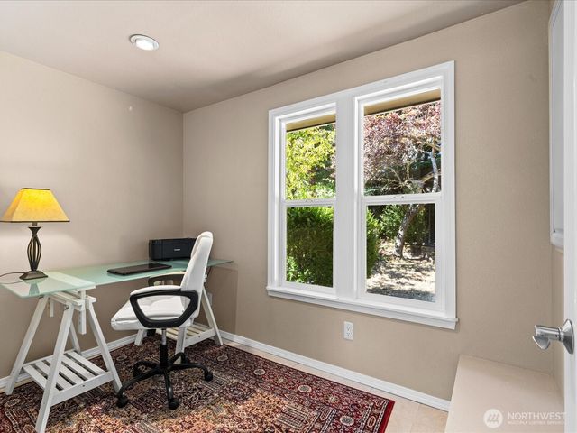 10610 NE 190th Street, Bothell, WA 98011