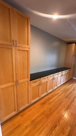 6714 S Chappel Avenue 2, Chicago, IL 60649