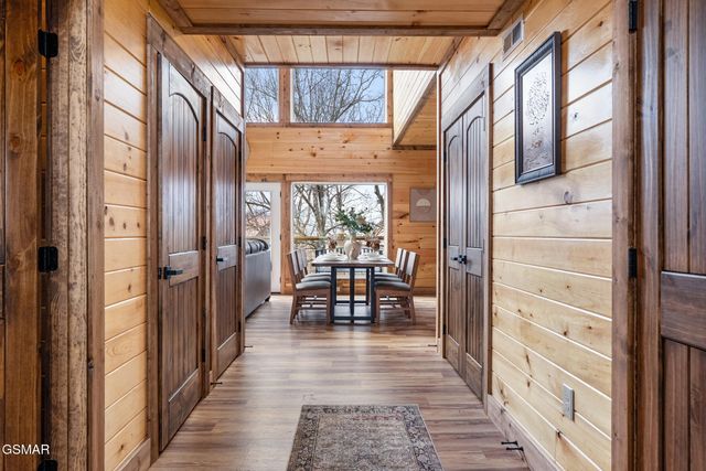 1568 Rainbow Ridge Way, Sevierville, TN 37862