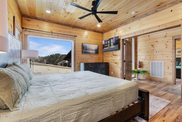 1568 Rainbow Ridge Way, Sevierville, TN 37862