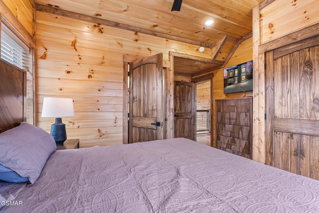 1568 Rainbow Ridge Way, Sevierville, TN 37862