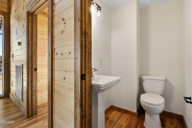 1568 Rainbow Ridge Way, Sevierville, TN 37862