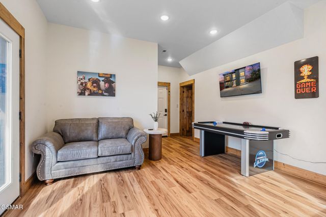 1568 Rainbow Ridge Way, Sevierville, TN 37862