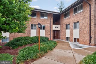 9908 WALKER HOUSE RD #9908-6, Gaithersburg, MD 20886