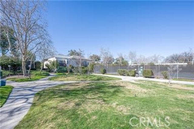 23515 Lyons 178, Valencia, CA 91355