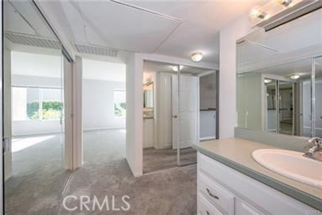 23515 Lyons 178, Valencia, CA 91355