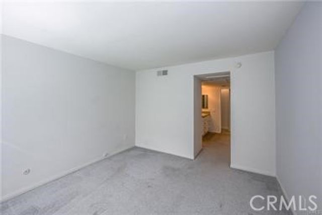 23515 Lyons 178, Valencia, CA 91355