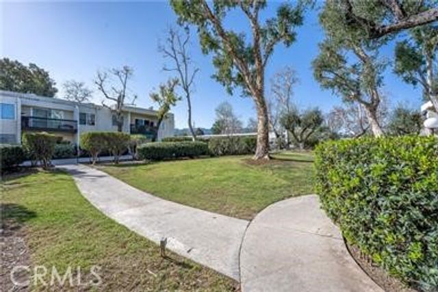 23515 Lyons 178, Valencia, CA 91355