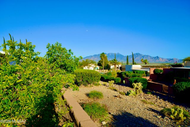 1021 W Camino Sagasta, Green Valley, AZ 85622
