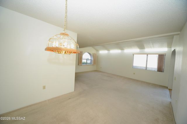 1021 W Camino Sagasta, Green Valley, AZ 85622