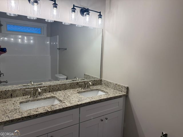 1108 7th Street, West Point, GA 31833