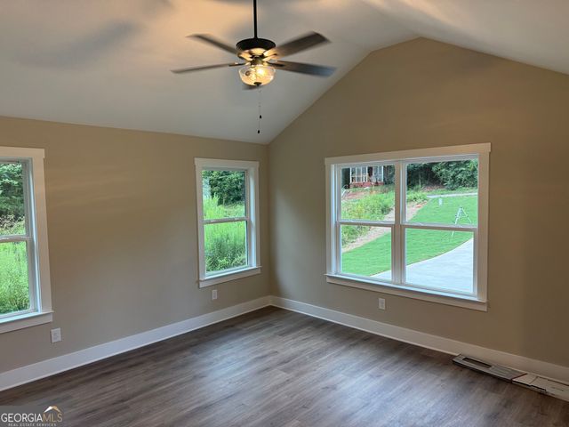 1108 7th Street, West Point, GA 31833
