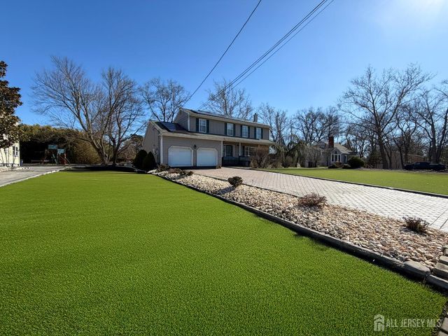 7 3rd Avenue, Piscataway, NJ 08854