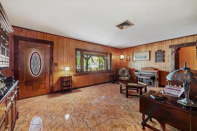 1488 LACONIA DRIVE E, Clearwater, FL 33764