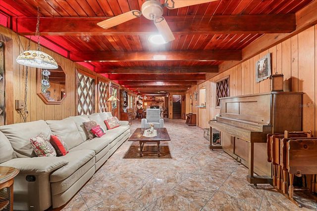 1488 LACONIA DRIVE E, Clearwater, FL 33764