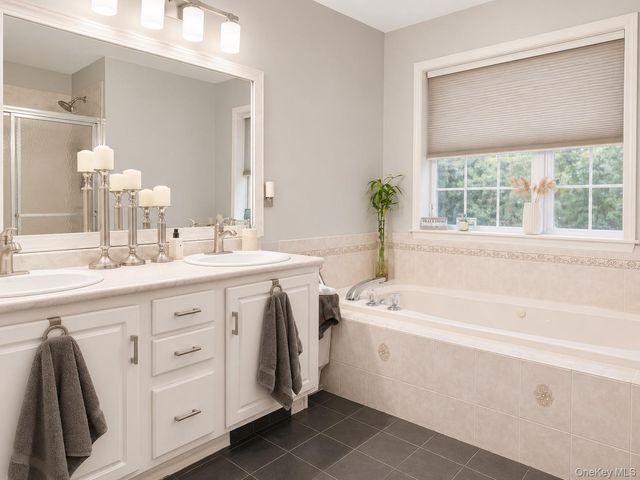 27 Grosso Court, Montgomery, NY 12549