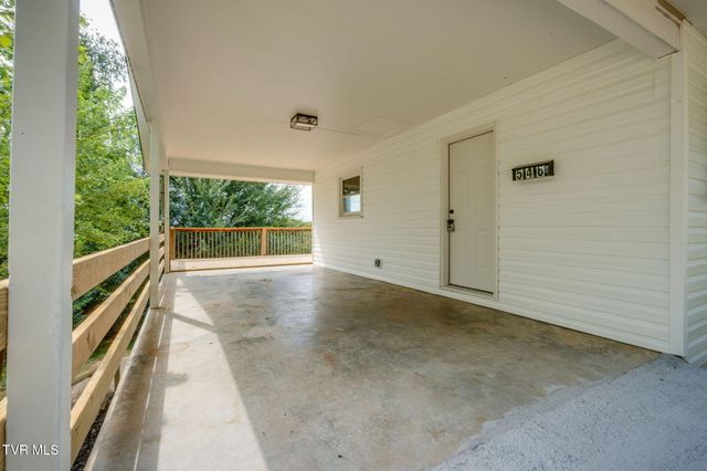 546 Bays View Court, Kingsport, TN 37660