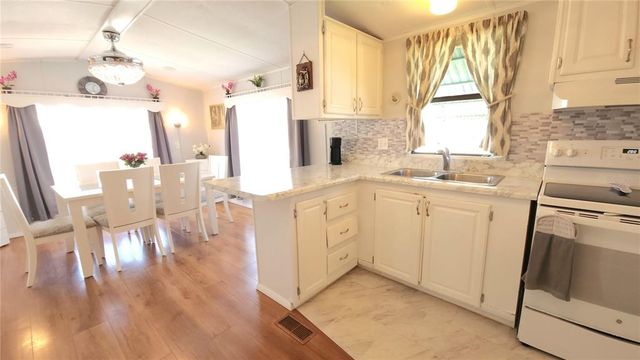 33332 26TH AVENUE E 1222, Bradenton, FL 34208
