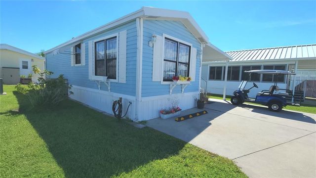 33332 26TH AVENUE E 1222, Bradenton, FL 34208