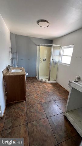 5333 EADOM ST, Philadelphia, PA 19137
