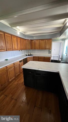5333 EADOM ST, Philadelphia, PA 19137