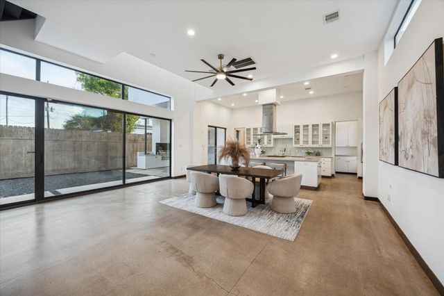 118 Tuam Street, Houston, TX 77006