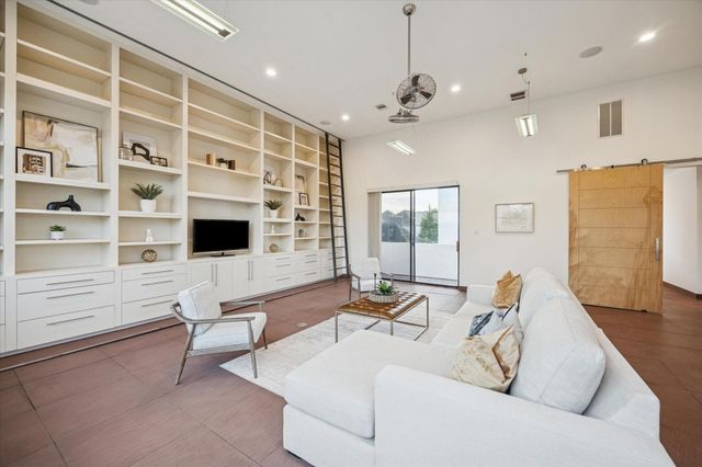 118 Tuam Street, Houston, TX 77006