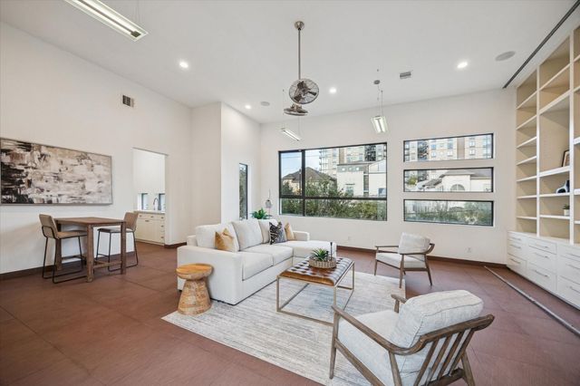 118 Tuam Street, Houston, TX 77006