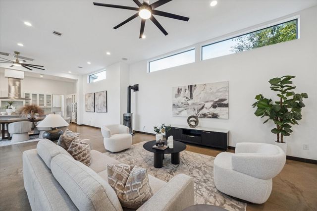 118 Tuam Street, Houston, TX 77006