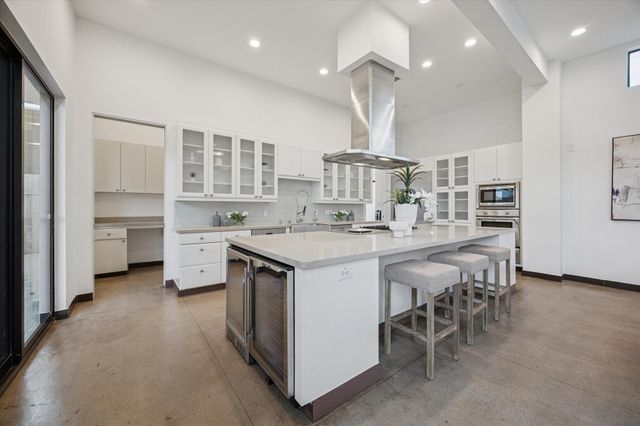 118 Tuam Street, Houston, TX 77006