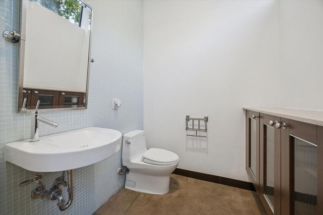 118 Tuam Street, Houston, TX 77006