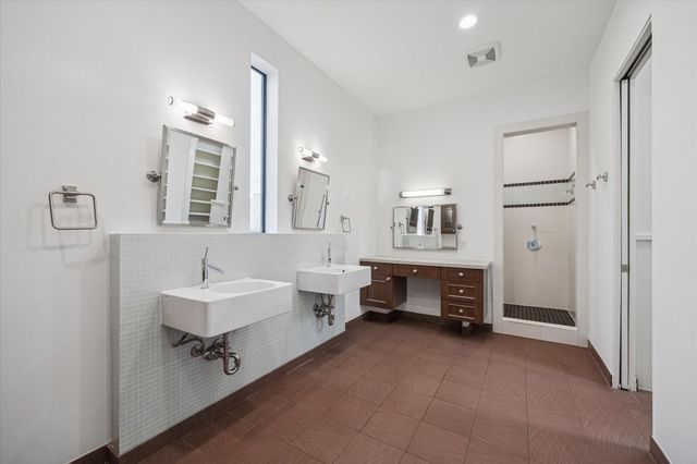 118 Tuam Street, Houston, TX 77006