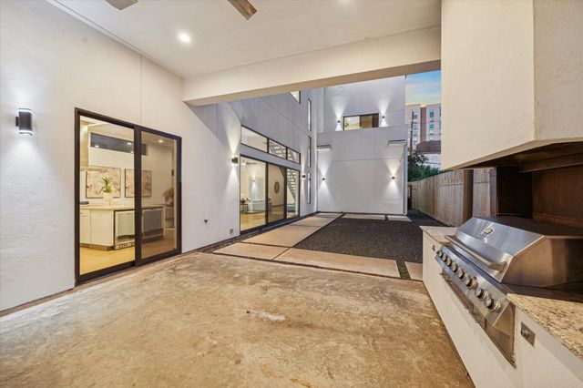 118 Tuam Street, Houston, TX 77006