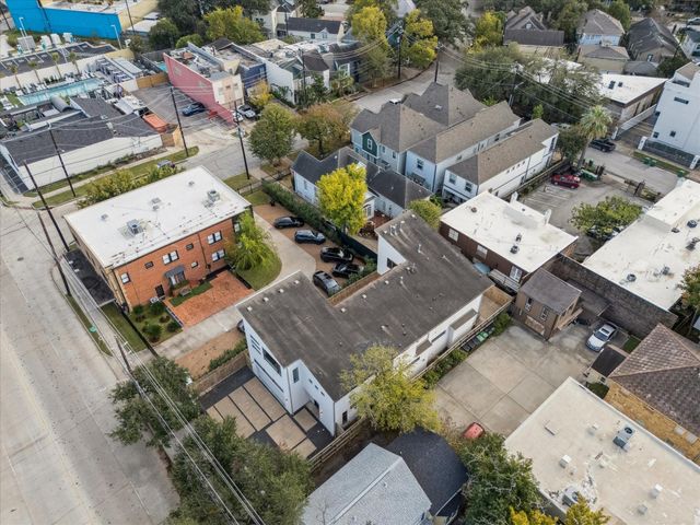 118 Tuam Street, Houston, TX 77006