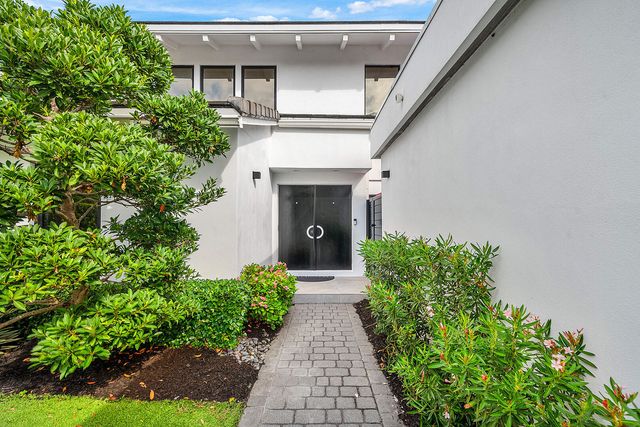 229 S Maya Palm Drive, Boca Raton, FL 33432