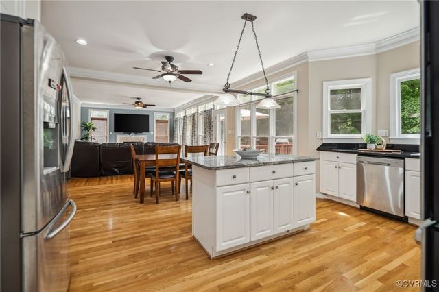 5536 Fox Marsh Pl, Moseley, VA 23120