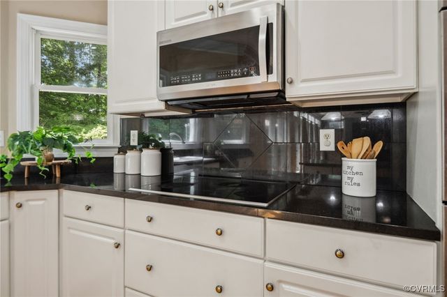 5536 Fox Marsh Pl, Moseley, VA 23120