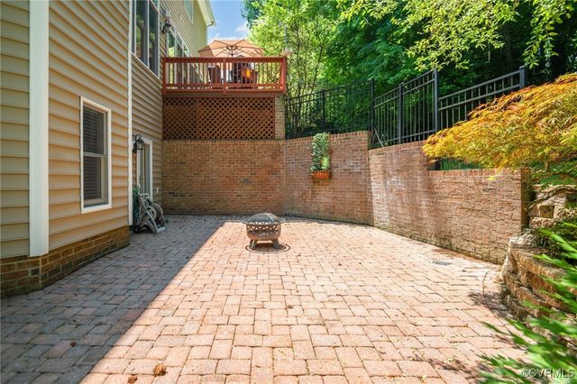 5536 Fox Marsh Pl, Moseley, VA 23120