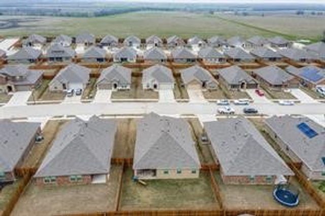 218 Whitetail Way, Caddo Mills, TX 75135