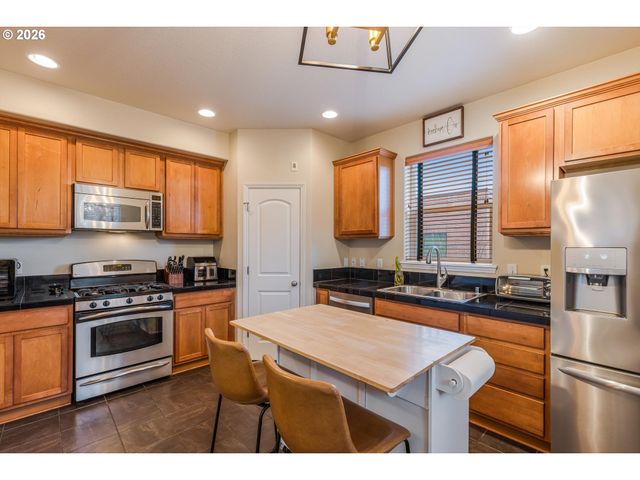 8201 Ne 53RD Way, Vancouver, WA 98662