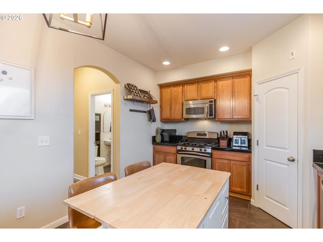 8201 Ne 53RD Way, Vancouver, WA 98662