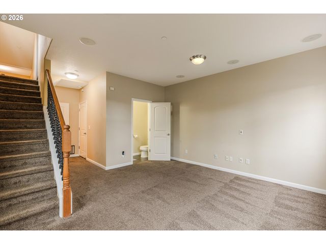 8201 Ne 53RD Way, Vancouver, WA 98662